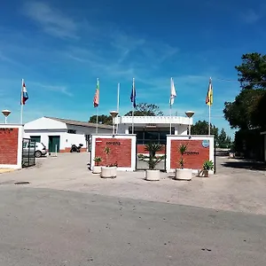 https://parque-de-campismo-orbitur-quarteira.hotelaalgarve.com